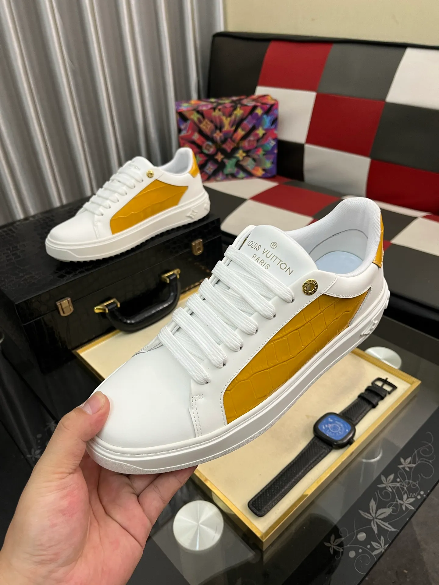 Men's shoes 💰520⌚️⌚️LV Louis Vuitton. The latest fashionable casual shoes are popular in physical stores. New spring and summer comfortable imported custom original cowhide, unique jacquard fabric element design. With sheepskin lining, Lv original bottom, [sun][sun] high-end packaging and high quality💪Details determine the quality, you can enter and leave the counter at will, welcome to compare🇮🇹Number of sizes 38-445️⃣Color options available